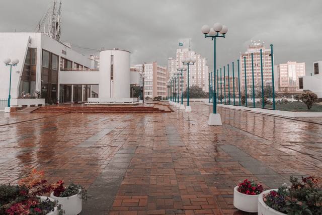 Pristina — photograph 20 of 20 by Damiano Cerrone